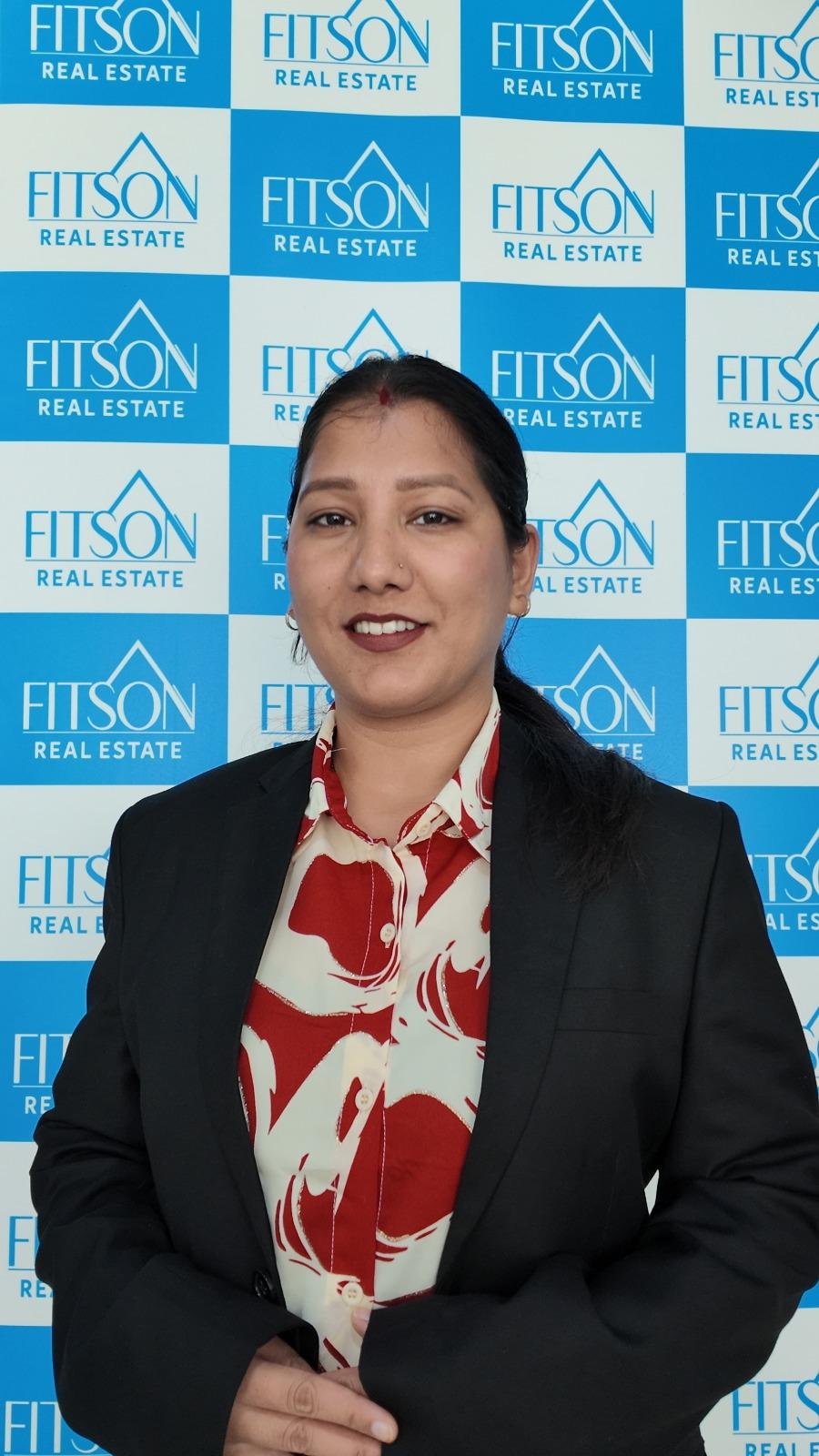 Deepa Bisht Property Consultant