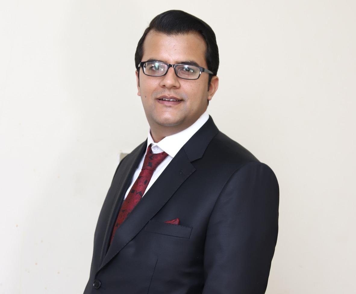 WAJIH UL HASSAN SENIOR PROPERTY CONSULTANT & TEAM LEADER