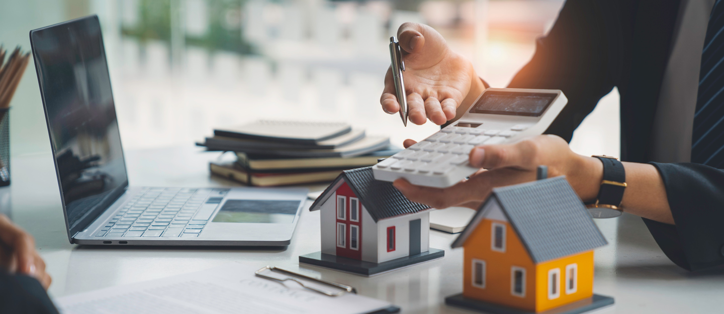 Why Property Investors Favor The UAE For Luxury Real Estate Portfolios?